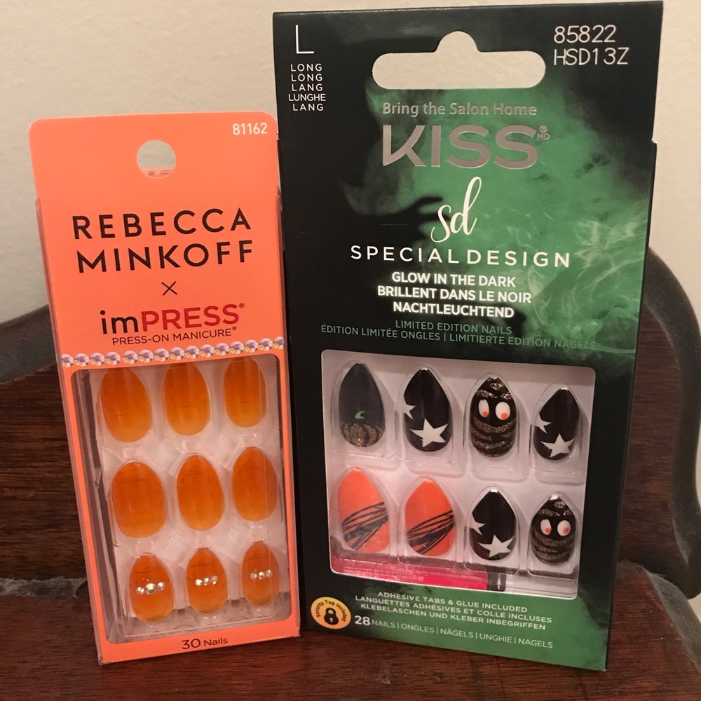 Kiss SD Special Design Glow-in-the-Dark Black & Orange Press-On Nails